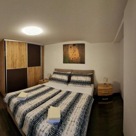 Apartmani Nika 1 Rijeka Buitenkant foto