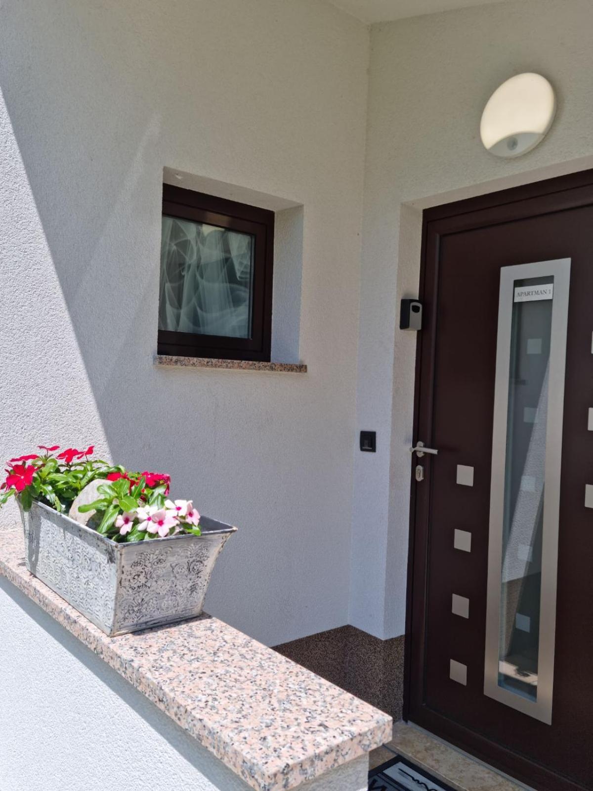 Apartmani Nika 1 Rijeka Buitenkant foto